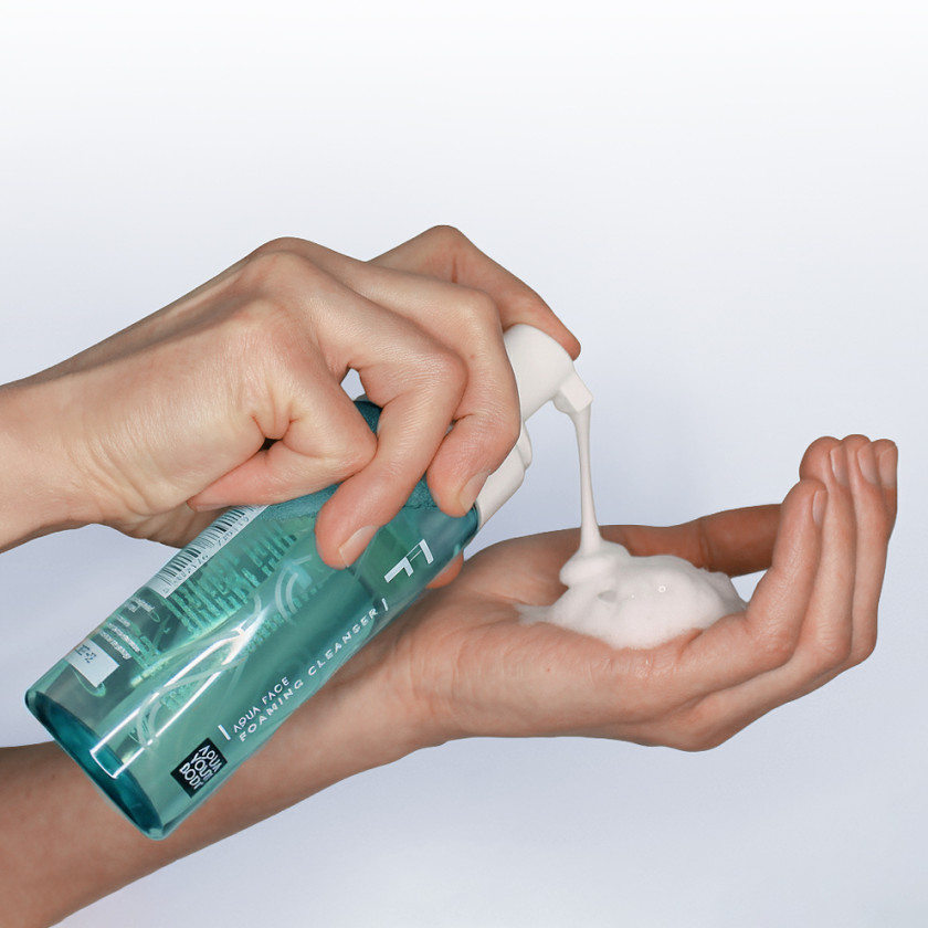 Oczyszczająca pianka myjąca do skóry twarzy i dłoni Aqua Face Foaming Cleanser